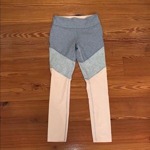 Outdoor voices leggings